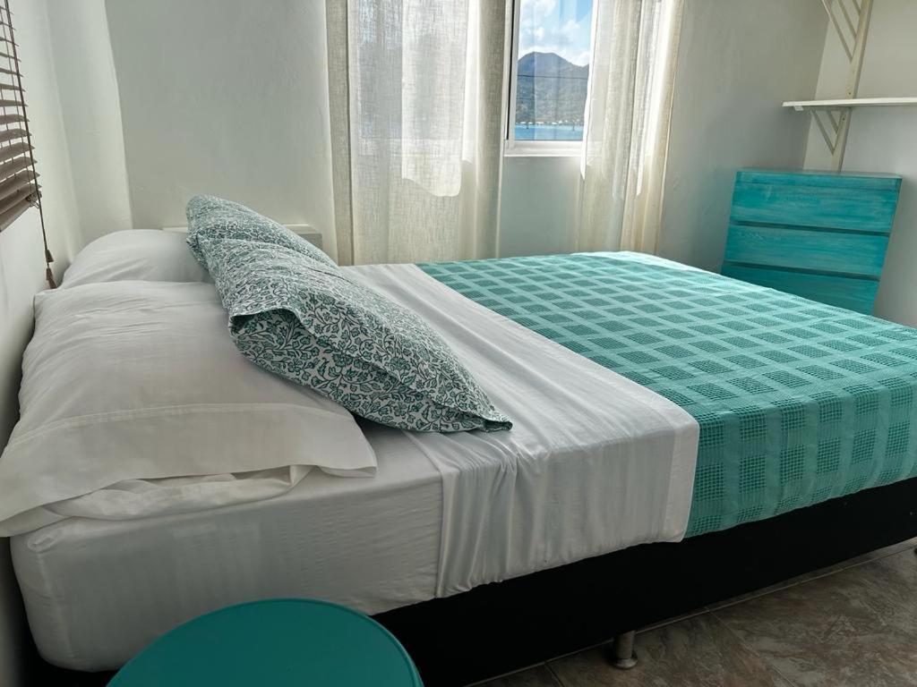 Hotel Miss Francias Home Santa Catalina Island Esterno foto